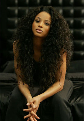 Zijdeachtig, recht, lang Indisch, krullend menselijk haar, zonder grepen. Echt haar.